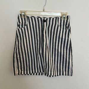 Brandy Melville mini skirt striped